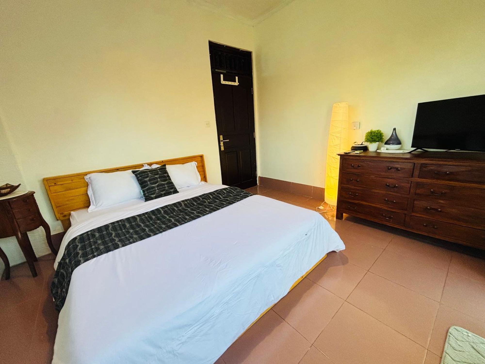 Mama Mega Homestay Pesanggaran Zewnętrze zdjęcie